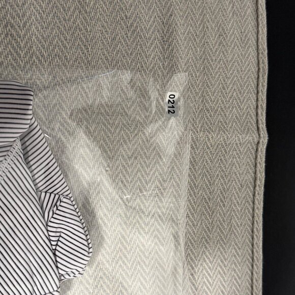 Lululemon Swiftly Tech T-Shirt Womens 10 Gray Activewear Gym Yoga Running - Picture 8 of 10